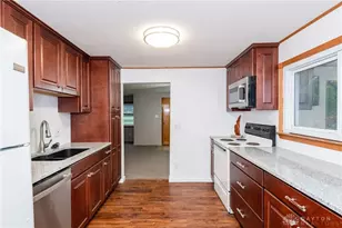 7811 Peters Pike, Butler Twp, OH 45414 - Photo 17