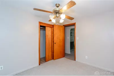 7811 Peters Pike, Butler Twp, OH 45414 - Photo 19