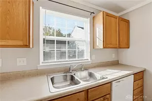 3593 King Henry Dr, Beavercreek, OH 45431 - Photo 13