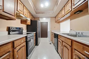 4850 Foxdale Dr, Kettering, OH 45429 - Photo 11