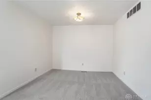 4850 Foxdale Dr, Kettering, OH 45429 - Photo 9