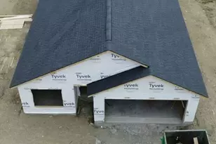 1045 Bunche Dr, Dayton, OH 45417 - Photo 7