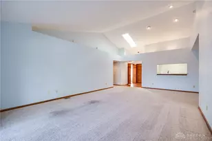 4484 Sentry Hill Ct, Kettering, OH 45440 - Photo 19