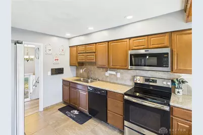 5826 Cedarwood Drive, Lewisburg, OH 45338 - Photo 11