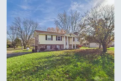 5826 Cedarwood Drive, Lewisburg, OH 45338 - Photo 25