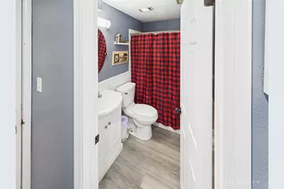 5826 Cedarwood Drive, Lewisburg, OH 45338 - Photo 23