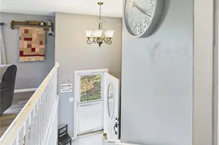 5826 Cedarwood Dr, Lewisburg, OH 45338 - Photo 9