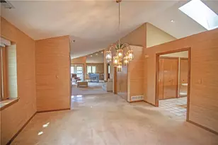 7035 Bluffs Dr, Washington Twp, OH 45459 - Photo 13