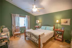 7035 Bluffs Dr, Washington Twp, OH 45459 - Photo 25