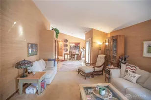 7035 Bluffs Dr, Washington Twp, OH 45459 - Photo 5