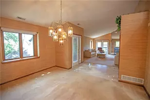 7035 Bluffs Dr, Washington Twp, OH 45459 - Photo 3