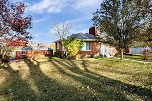 2700 Acorn Dr, Dayton, OH 45419 - Photo 3