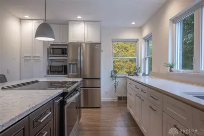 2050 William Lane, Dayton, OH 45429 - Photo 17