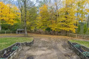 2050 William Ln, Dayton, OH 45429 - Photo 39