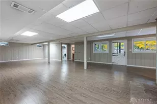 2050 William Ln, Dayton, OH 45429 - Photo 31