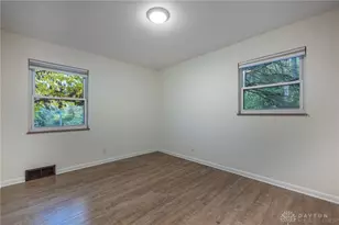 2050 William Ln, Dayton, OH 45429 - Photo 23