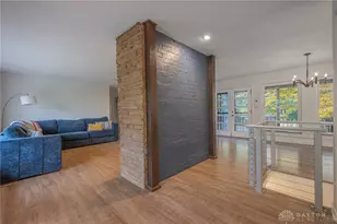 2050 William Ln, Dayton, OH 45429 - Photo 11