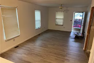 144 N Quentin, Dayton, OH 45403 - Photo 3