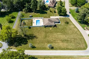 11501 Zeller Dr, New Carlisle, OH 45344 - Photo 57