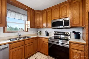 11501 Zeller Dr, New Carlisle, OH 45344 - Photo 13