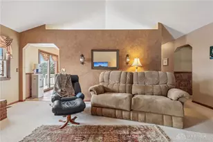 915 Winston Ln, Tipp City, OH 45371 - Photo 5