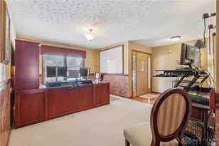 915 Winston Ln, Tipp City, OH 45371 - Photo 15