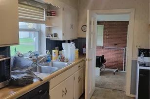 315 N High St, Covington, OH 45318 - Photo 9