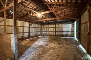 1149 Bull Rd, New Lebanon, OH 45345 - Photo 9