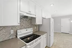 3689 E Patterson Rd, Beavercreek, OH 45430 - Photo 7