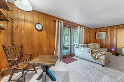 7368 San Fernando Road, Huber Heights, OH 45424 - Photo 5