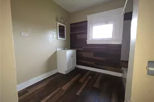 5216 Third St, Dayton, OH 45417 - Photo 5