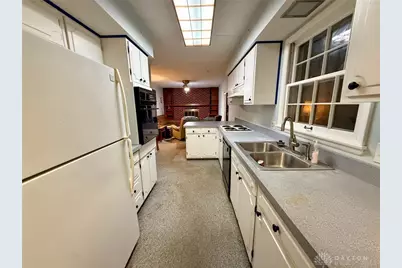 435 Cherrywood Drive, Fairborn, OH 45324 - Photo 5