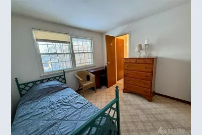 435 Cherrywood Drive, Fairborn, OH 45324 - Photo 23