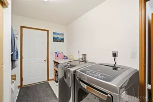 11298 Northlake Dr, Lakeview, OH 43331 - Photo 15