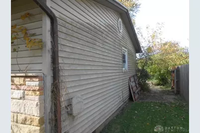 325 Larchmonte Avenue, Springfield, OH 45503 - Photo 9