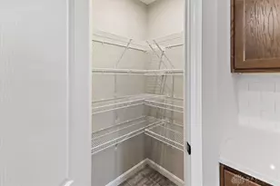 4228 N Apple Branch Dr, Sugarcreek Twp, OH 45459 - Photo 5