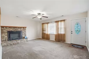 1230 Hemlock Dr, Fairborn, OH 45324 - Photo 3