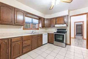 1324 Urban Ave, Dayton, OH 45429 - Photo 7