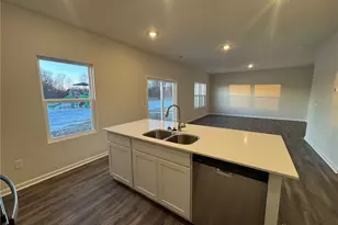 2215 Hackberry St, Springfield, OH 45505 - Photo 7