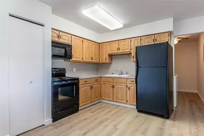 1052 Greenfield Drive, Troy, OH 45373 - Photo 5