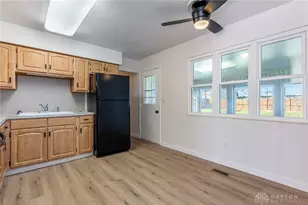 1052 Greenfield Dr, Troy, OH 45373 - Photo 7
