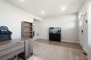 2447 Hawes Dr, Dayton, OH 45434 - Photo 9