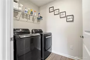 2447 Hawes Dr, Dayton, OH 45434 - Photo 49