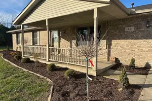 1141 Dickerson Dr, Troy, OH 45373 - Photo 3