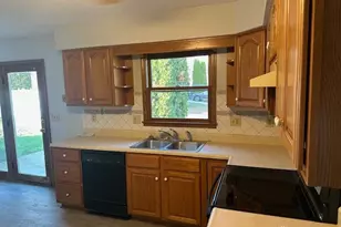 1141 Dickerson Dr, Troy, OH 45373 - Photo 11