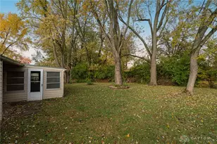 304 E Eppington Dr, Trotwood, OH 45426 - Photo 27