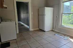 39 Pioneer St, Dayton, OH 45405 - Photo 7