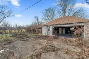 3832 Ridge Ave, Dayton, OH 45414 - Photo 3