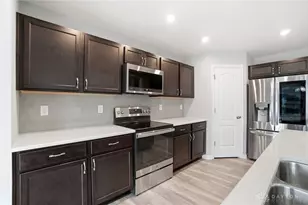 2145 Silver Linden Dr, Tipp City, OH 45371 - Photo 27