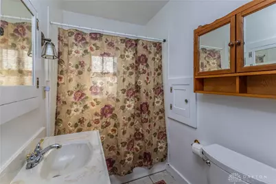 307 Watervliet Avenue, Dayton, OH 45420 - Photo 17